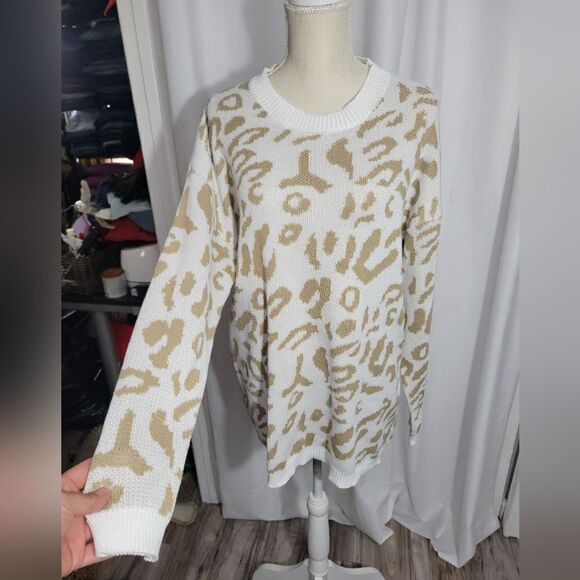 Goodnight macaroon oversized sweater Leopard Print Sz Small - Picture 3 of 10